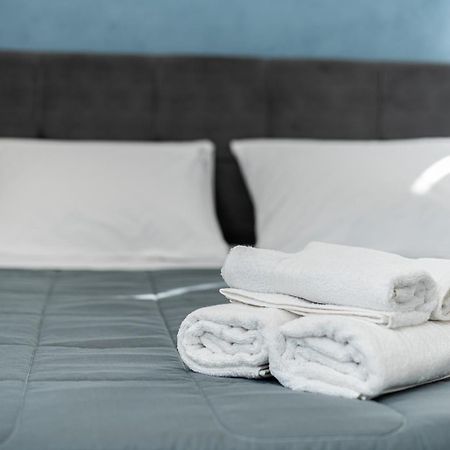 Modern 3 Bedroom Luxury Apartment Thessaloniki Buitenkant foto