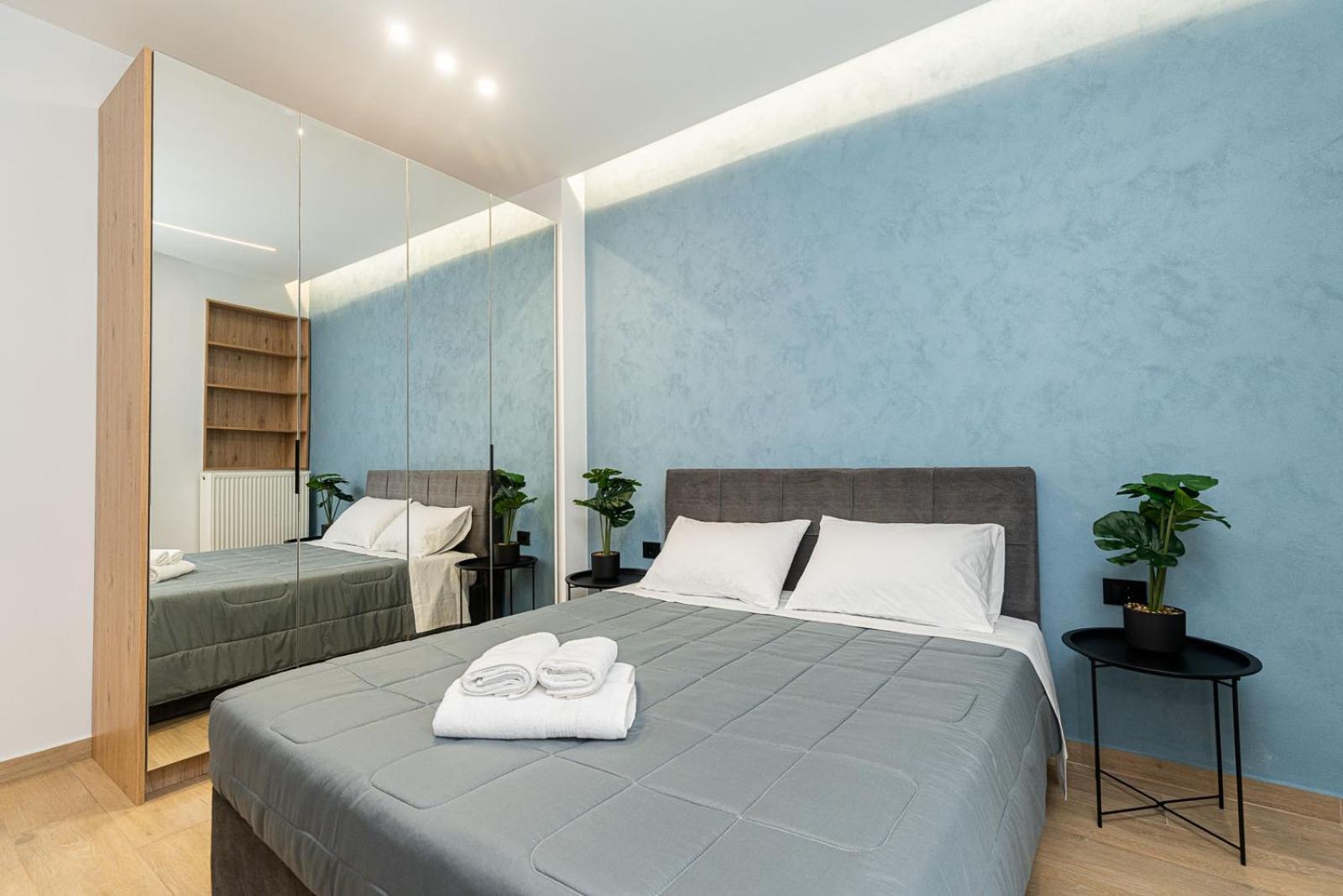 Modern 3 Bedroom Luxury Apartment Thessaloniki Buitenkant foto